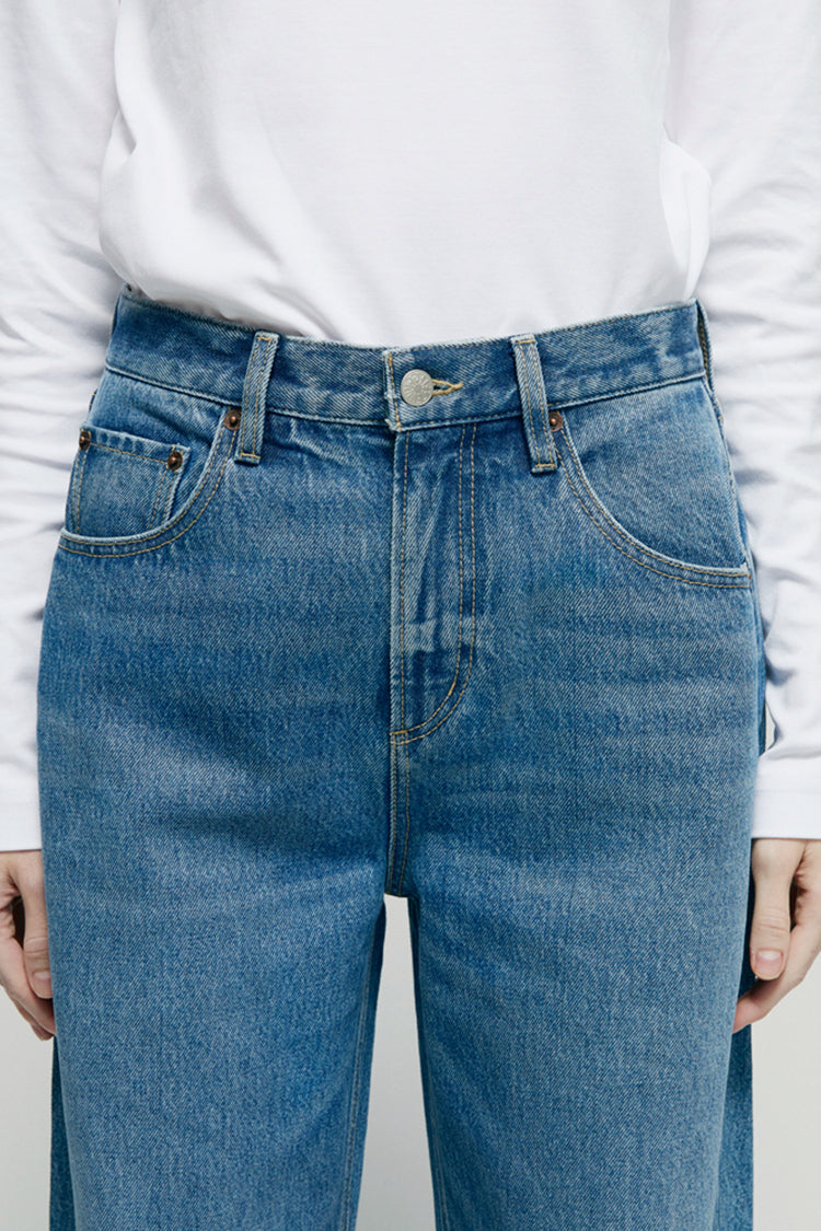 Arc Jean